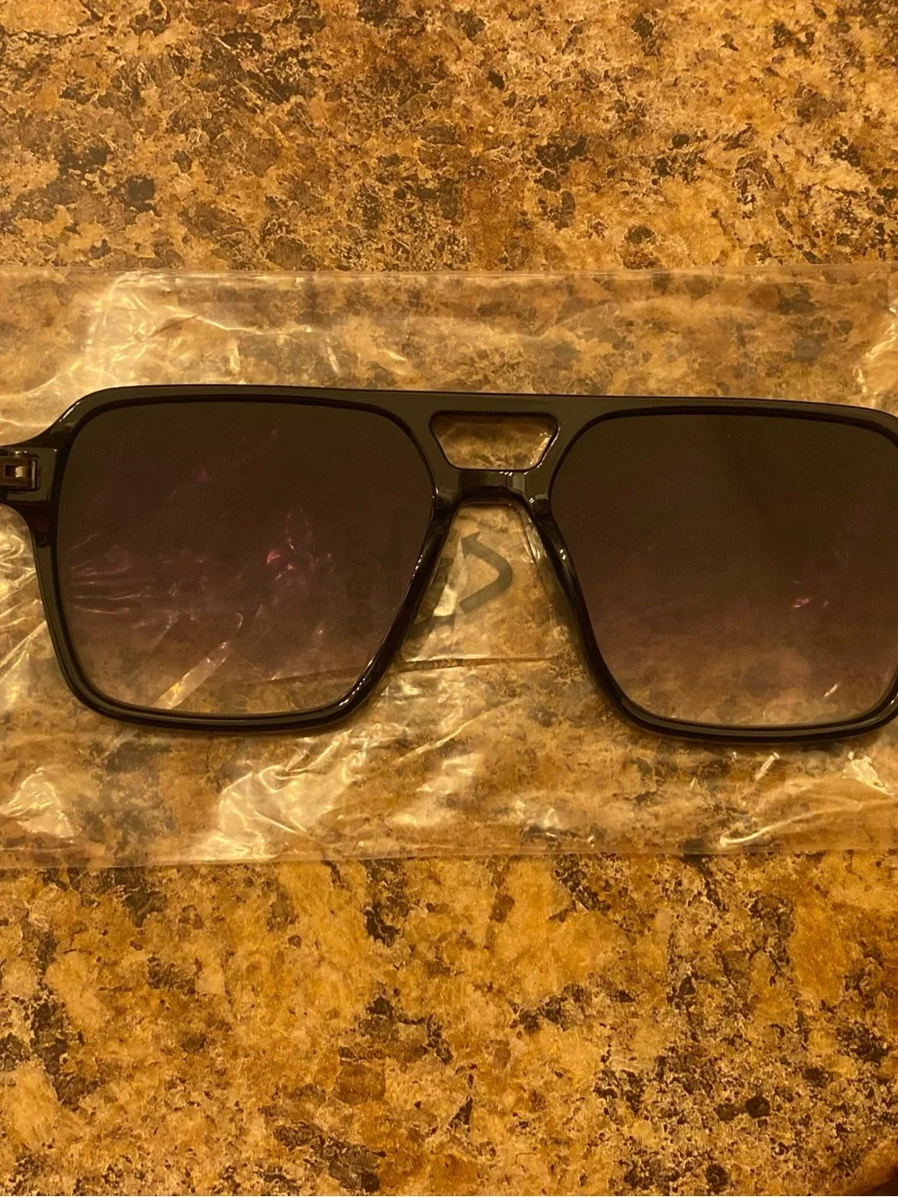 N/A stylish black